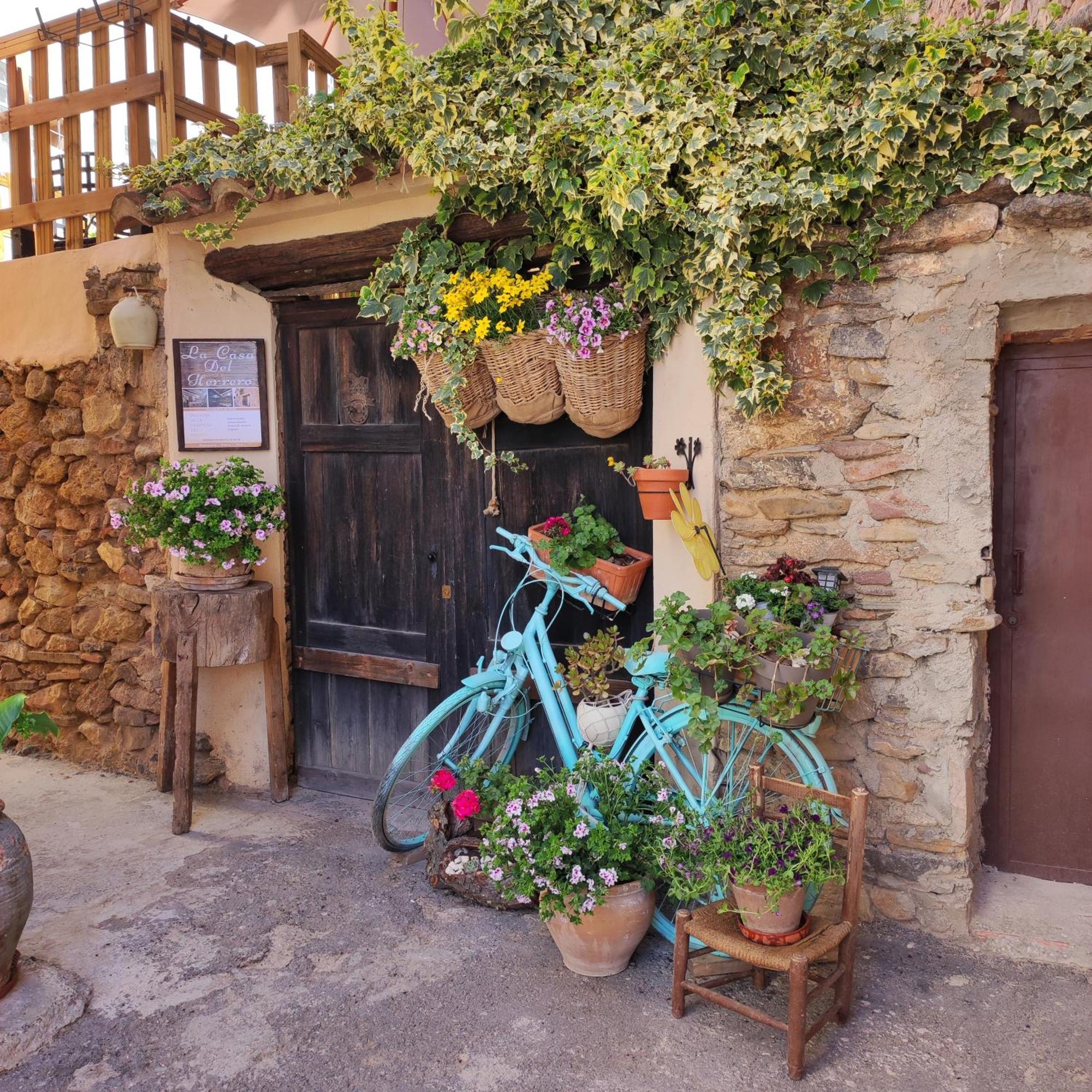 La Casa Del Herrero Villanueva de Viver Exterior foto